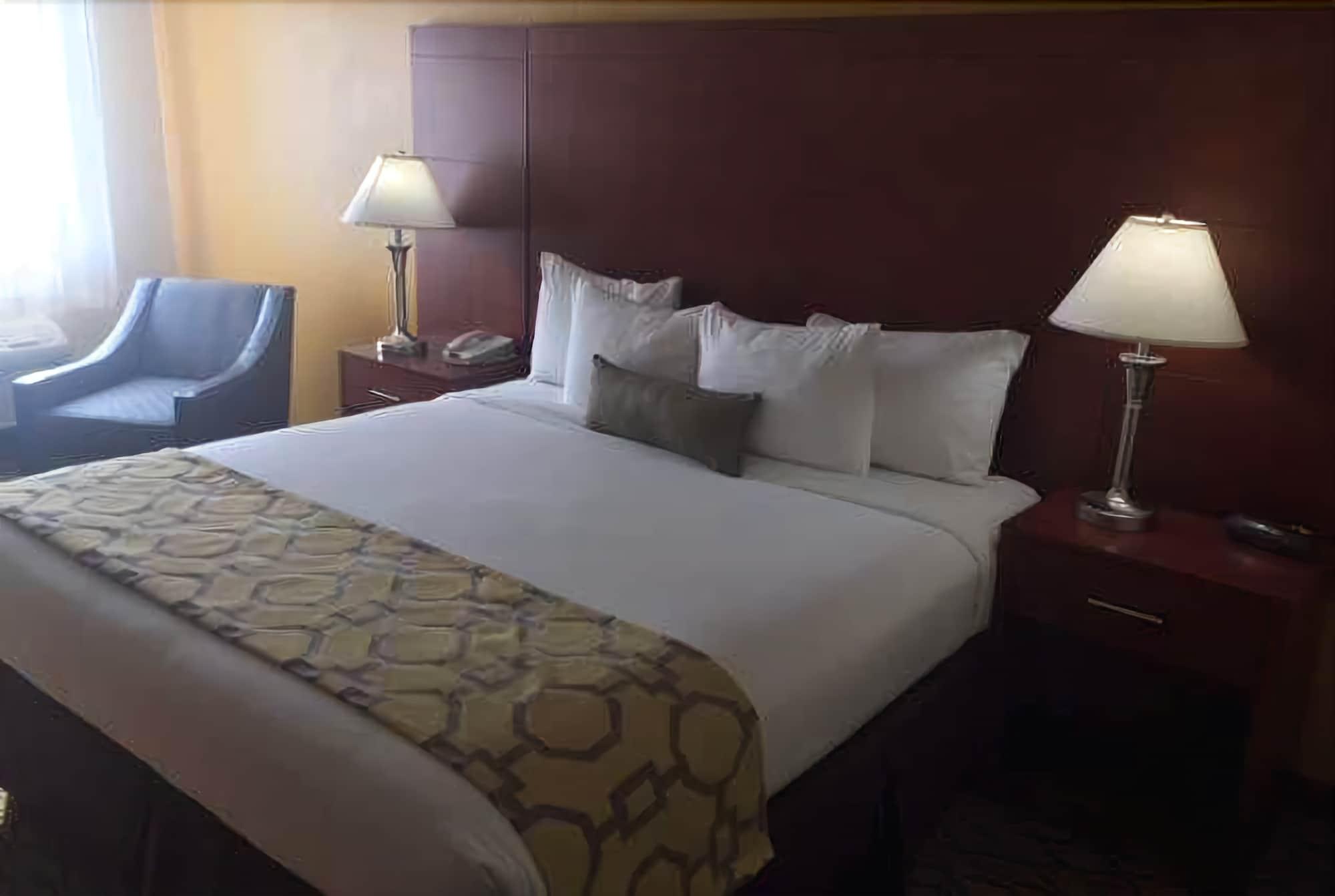 Hotel Baymont By Wyndham South Bend Area 4*