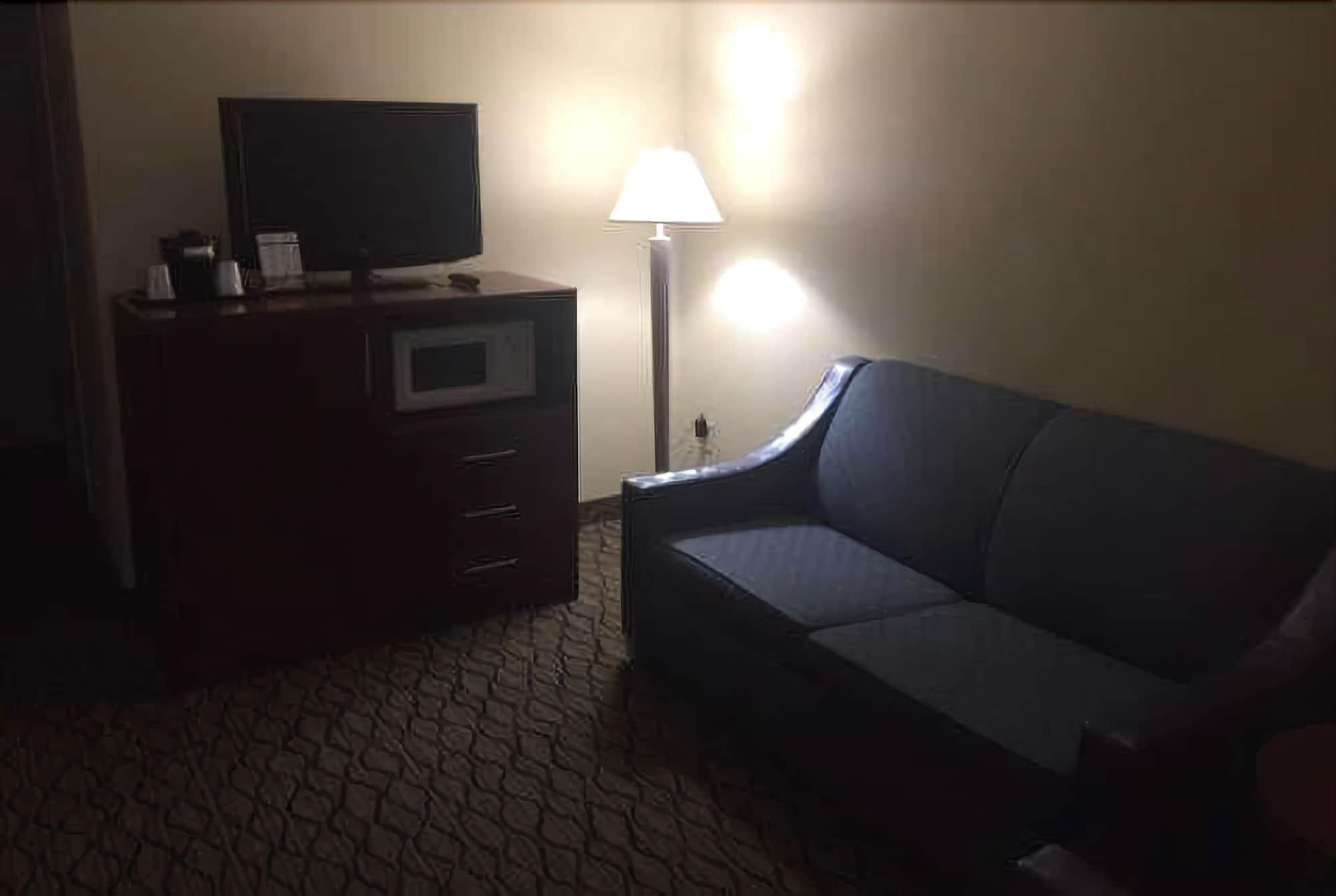 Baymont By Wyndham South Bend Area 4*
