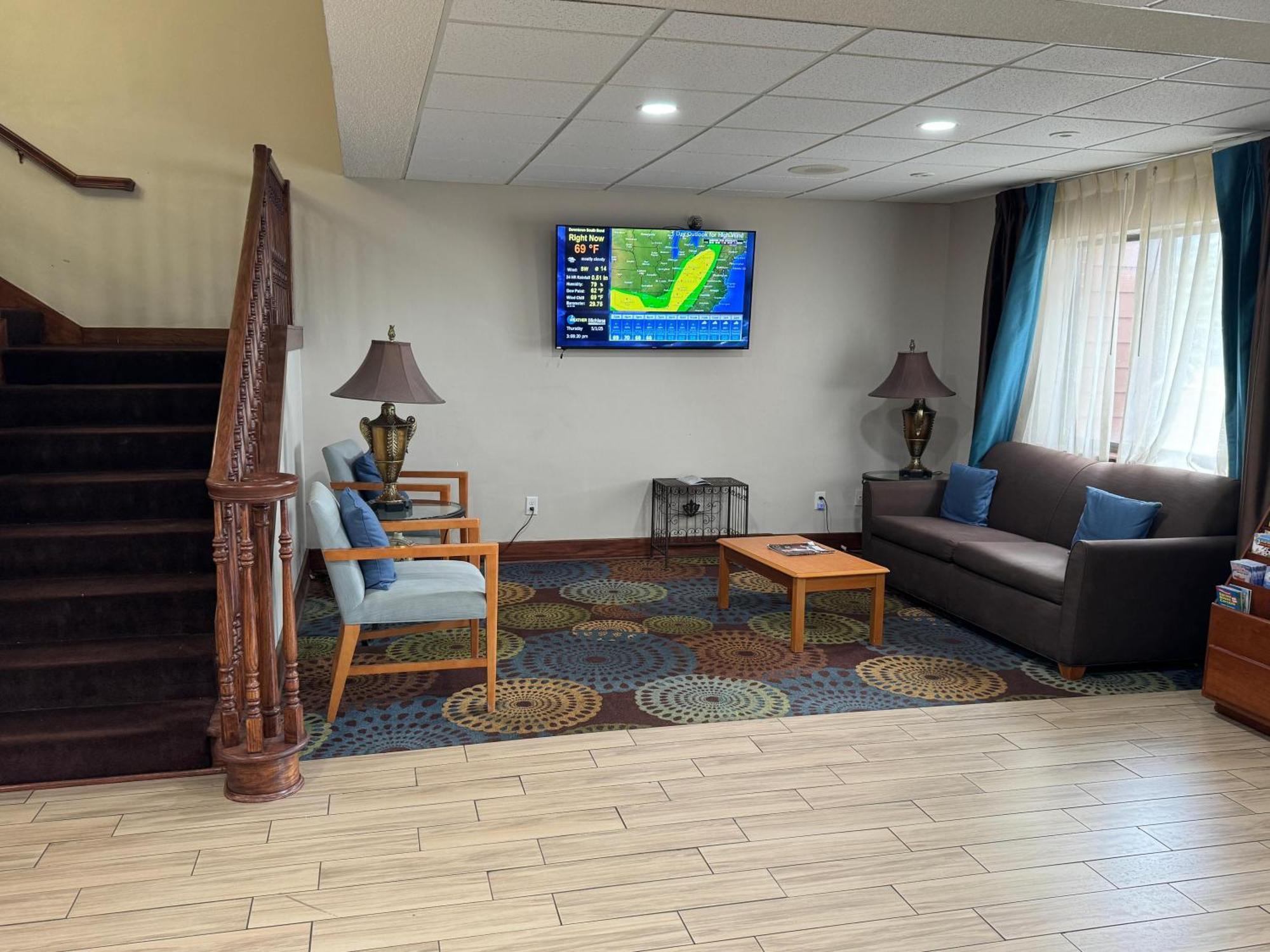 Baymont By Wyndham South Bend Area 4*