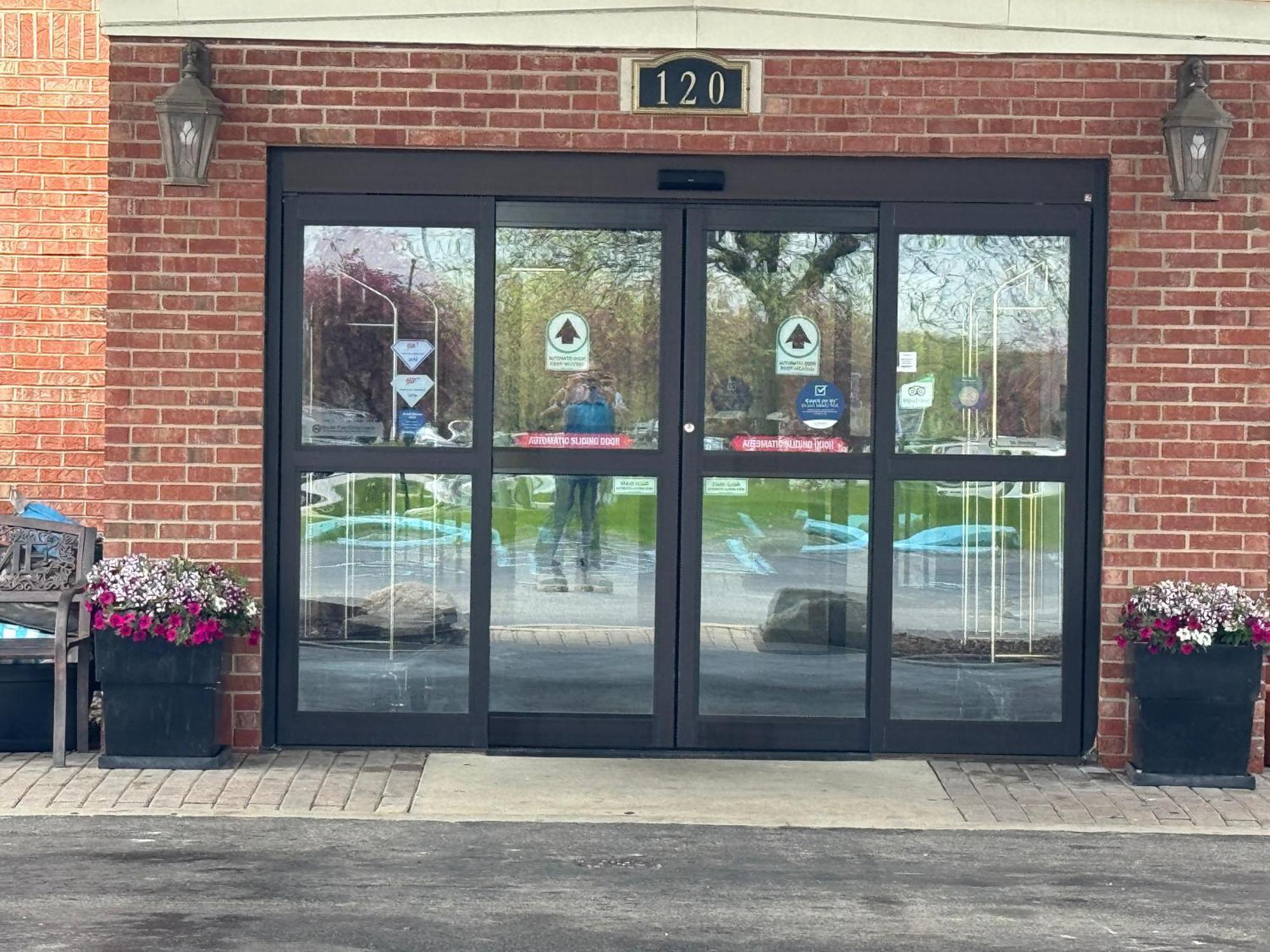 Hotel Baymont By Wyndham South Bend Area Mishawaka
